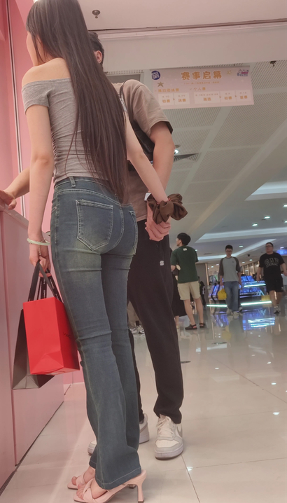 【视频】偶遇秀丽端庄的小清新牛仔裤丰臀女孩[PH-13XB]