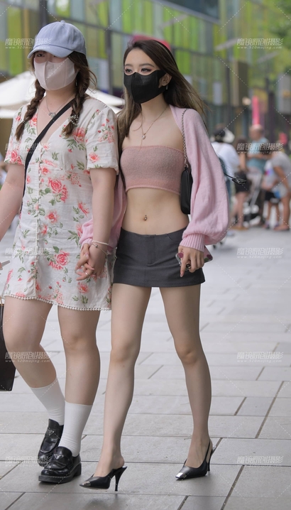 偶遇玉质天成的前卫小短裙翘臀靓女[FN-3X14]